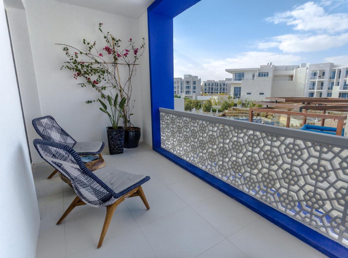 Cloud 7 Residences Ayla Aqaba Eksteriør billede A balcony