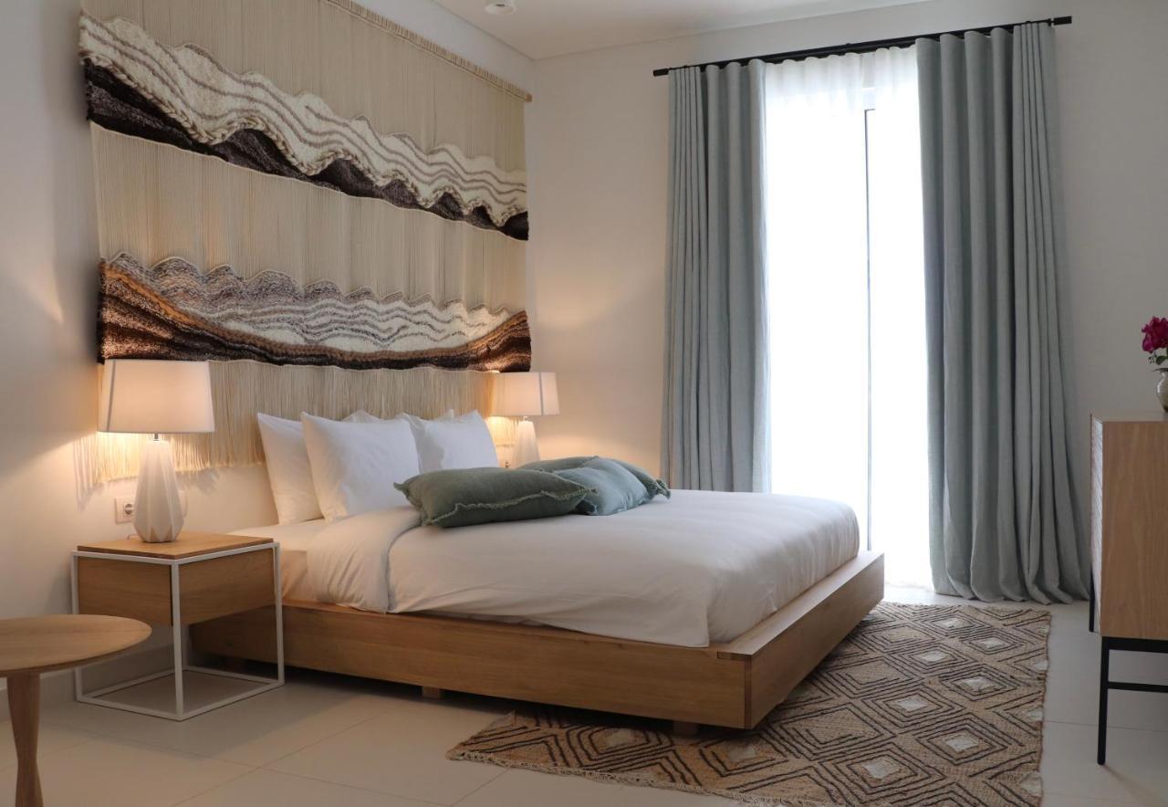 Cloud 7 Residences Ayla Aqaba Eksteriør billede A bedroom at the hotel