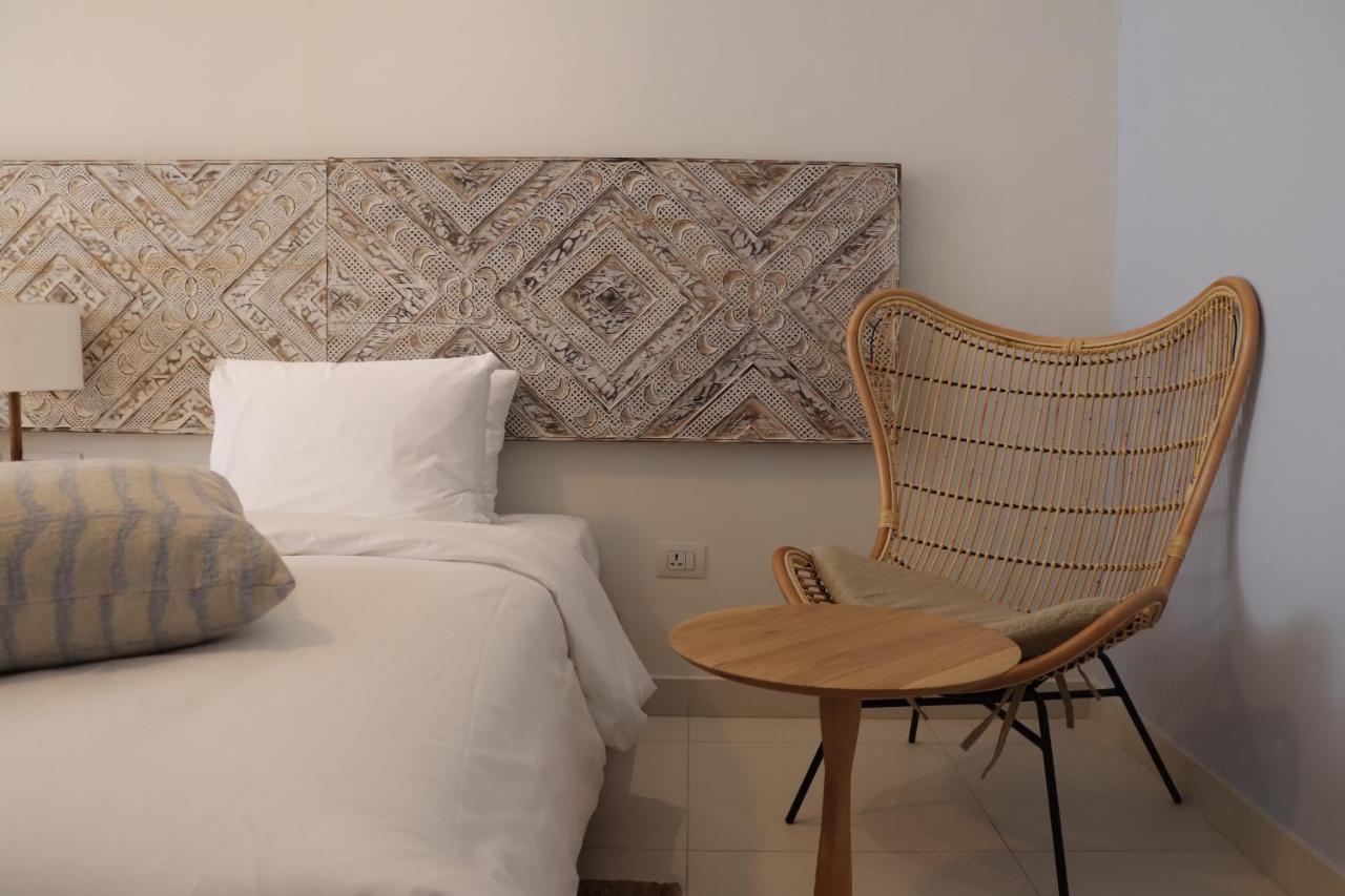 Cloud 7 Residences Ayla Aqaba Eksteriør billede A room at the hotel
