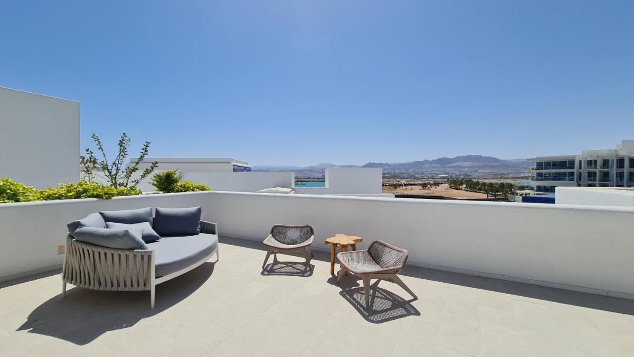 Cloud 7 Residences Ayla Aqaba Eksteriør billede Rooftop at the Hilton Las Vegas