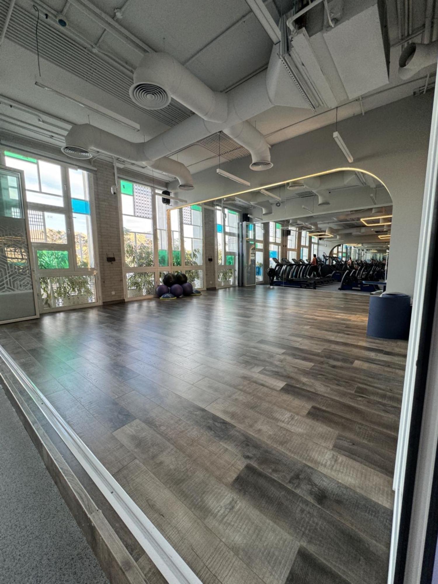 Cloud 7 Residences Ayla Aqaba Eksteriør billede The gym at the 2019-2020 season